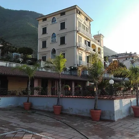 Maison Colaianni Bed & Breakfast *